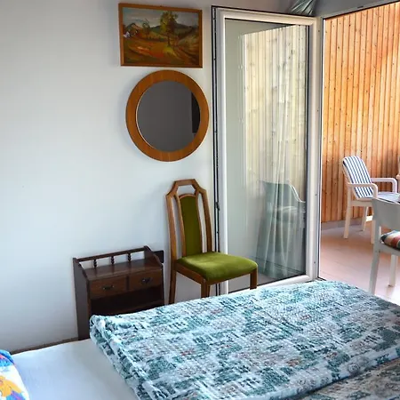 Benedekné Háza Gyenesdiás