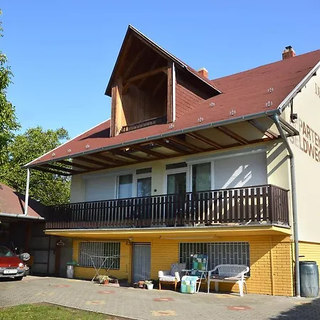 Benedekne Haza Apartman Gyenesdiás