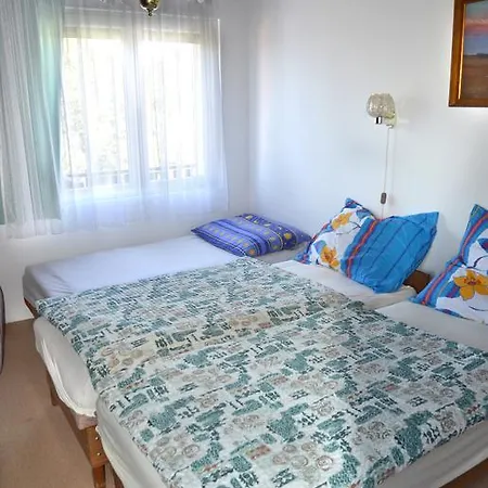 Apartman Benedekne Haza Gyenesdiás