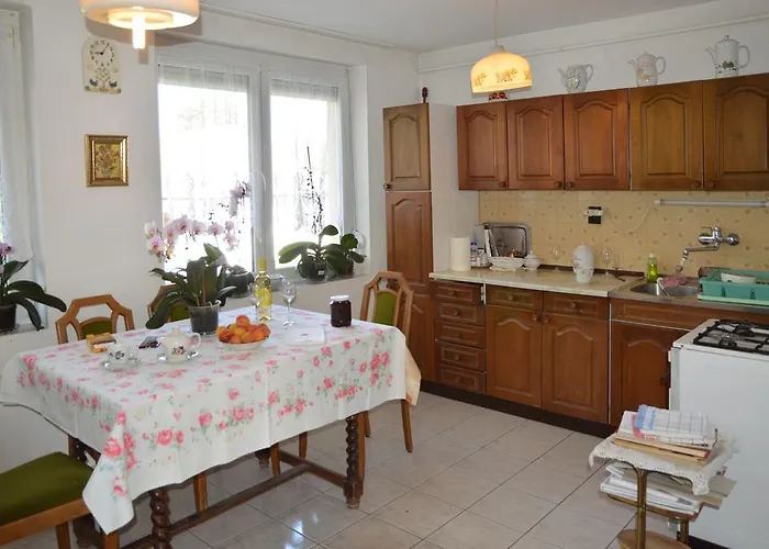 Benedekne Haza Apartman Gyenesdiás