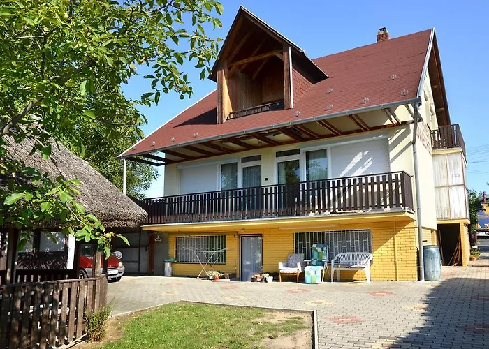 Benedekné Háza * Gyenesdiás