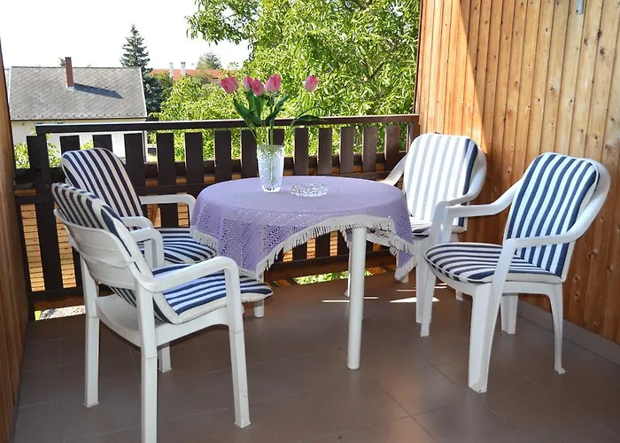 Benedekné Háza Apartamento Gyenesdiás